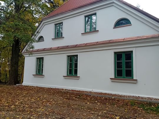 Budynek z 1820 roku, poddawany obecnie gruntownej modernizacji, ma odzyskać dawny blask.