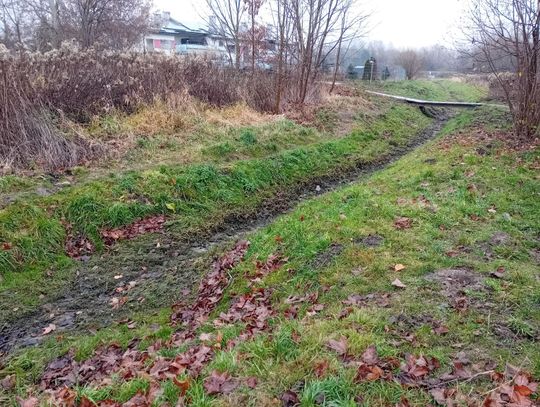 Kanał Jeziorki w Józefosławiu Kanał Jeziorki w Józefosławiu