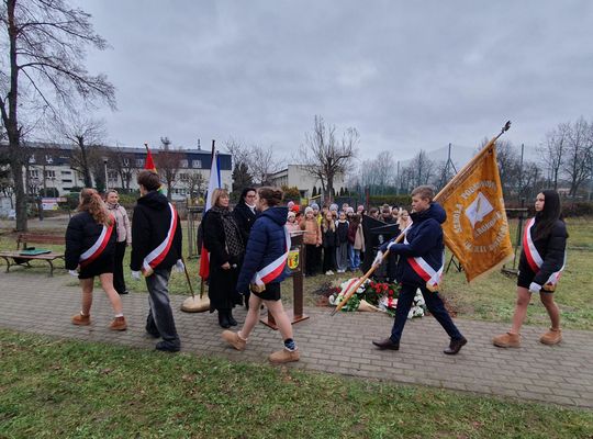 Pomnik Marii Świątkiewicz odsłonięty w Mrokowie - 9.jpg