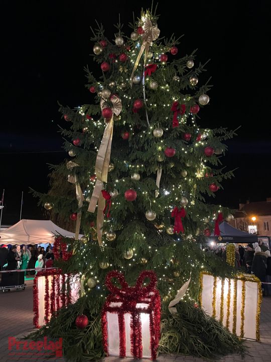 Jarmark Bożonarodzeniowy Góra Kalwaria 2025 - 58.jpg
