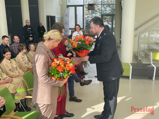 Przekazanie wozu OSP Prace Małe - 11.jpg