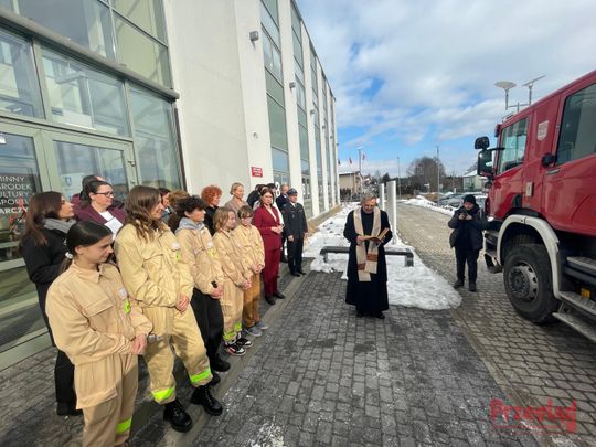 Przekazanie wozu OSP Prace Małe - 17.jpg