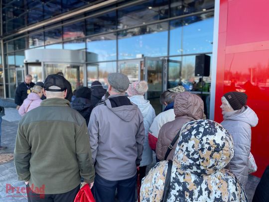 Otwarcie salonu Agata w Mysiadle - 2.jpg