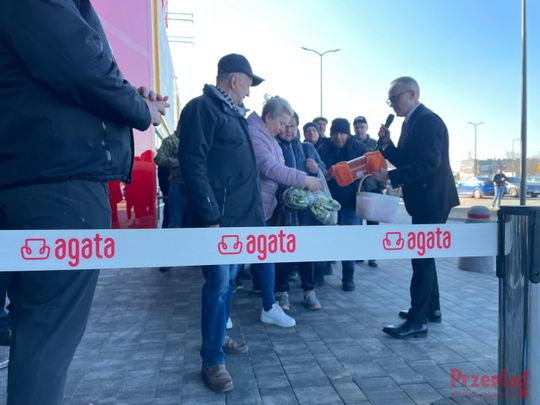 Otwarcie salonu Agata w Mysiadle - 7.jpg