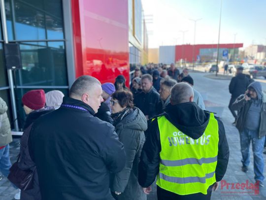 Otwarcie salonu Agata w Mysiadle - 13.jpg