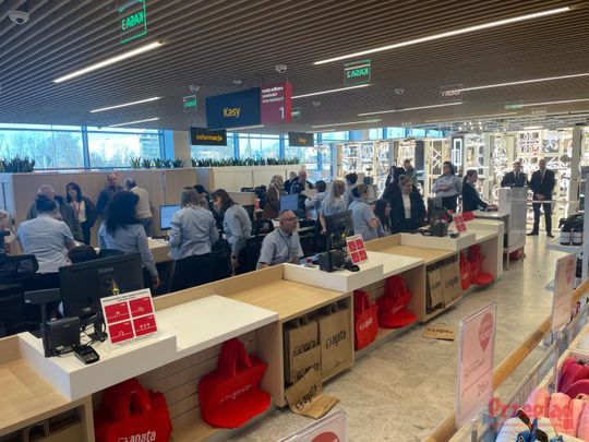 Otwarcie salonu Agata w Mysiadle - 27.jpg