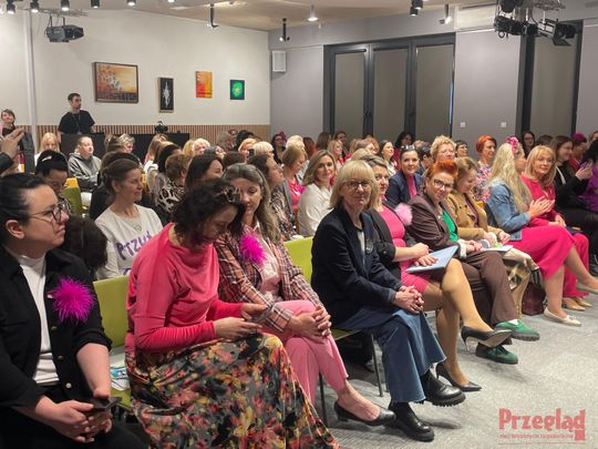 Przestrzeń Kobiet Mazowsza w Piasecznie - 10.jpg