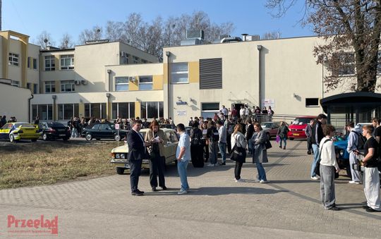 Powiatowe Dni Kariery Zawodowej -  1.jpg