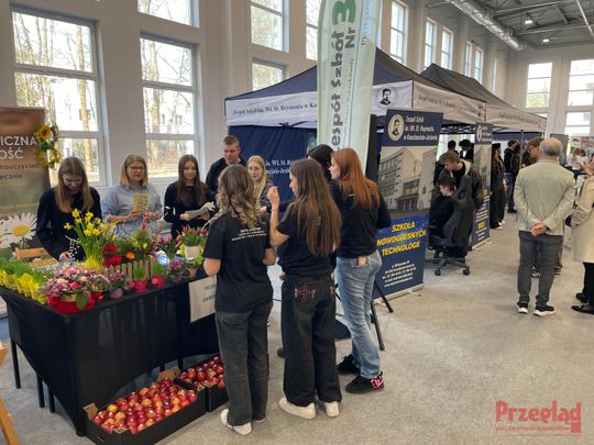 Powiatowe Dni Kariery Zawodowej -  11.jpg