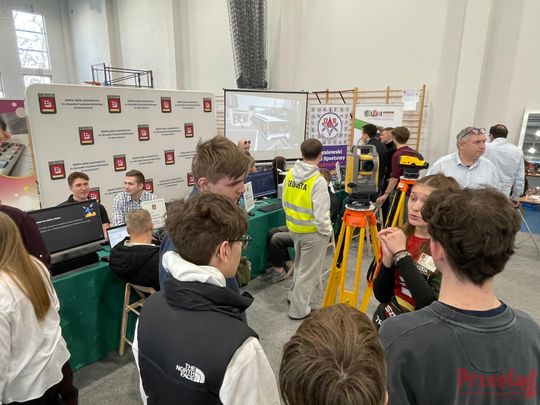 Powiatowe Dni Kariery Zawodowej -  16.jpg