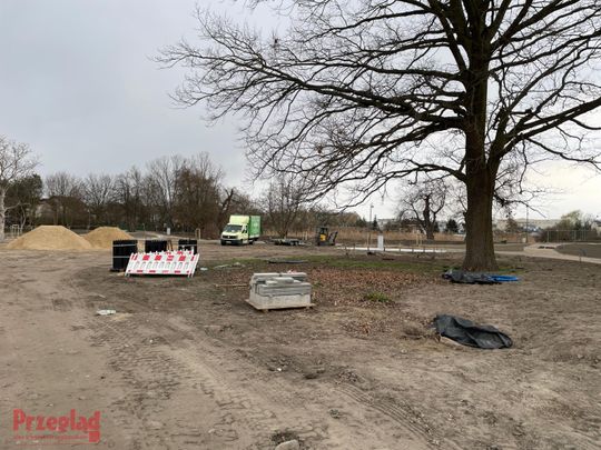 Przebudowa parku w Piasecznie - 17.jpg