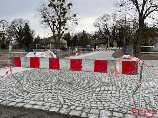 Przebudowa parku w Piasecznie - 21.jpg