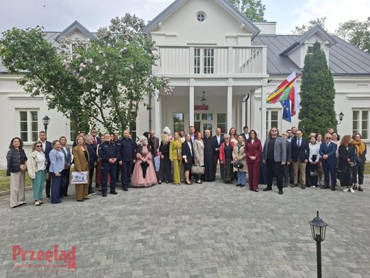 Otwarcie dworku w Lesznowoli -  - 2.jpg
