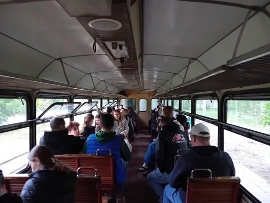 Zabytkowe auta, „Miś” i kolejka wąskotorowa na Piaseczyńskiej Nocy Muzeów