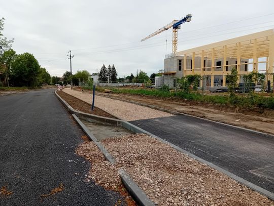 Ul. Żeromskiego. Tak zmienia się okolica basenu w Piasecznie