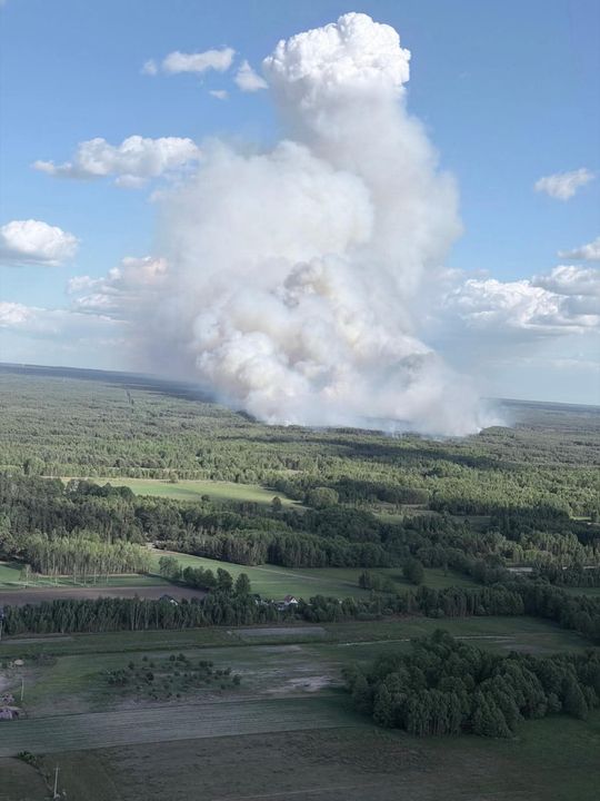 Ogromny pożar lasów na Mazowszu - 2.jpg