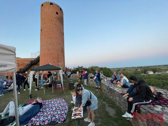 Noc Spadających Gwiazd na Zamku w Czersku 2026 - 11.jpg