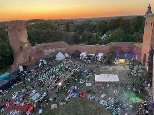 Noc Spadających Gwiazd na Zamku w Czersku 2026 - 14.jpg