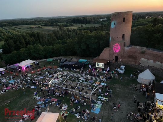 Noc Spadających Gwiazd na Zamku w Czersku 2026 - 29.jpg