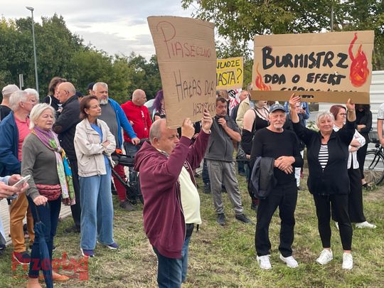 Protest przeciwko data center - 10.jpg