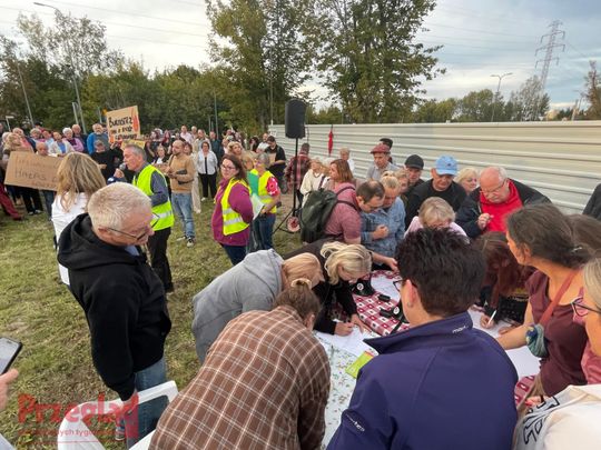 Protest przeciwko data center - 14.jpg