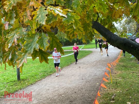 15 Bieg Złotych Liści w Piasecznie - 43.jpg